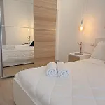 La Maison Fois - *